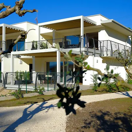 Costa Blu - Pool And Terrace With View Riva di Solto